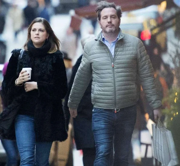 Princess Madeleine of Sweden and Chris O'Neill was seen in Stockholm while shopping for the christmas