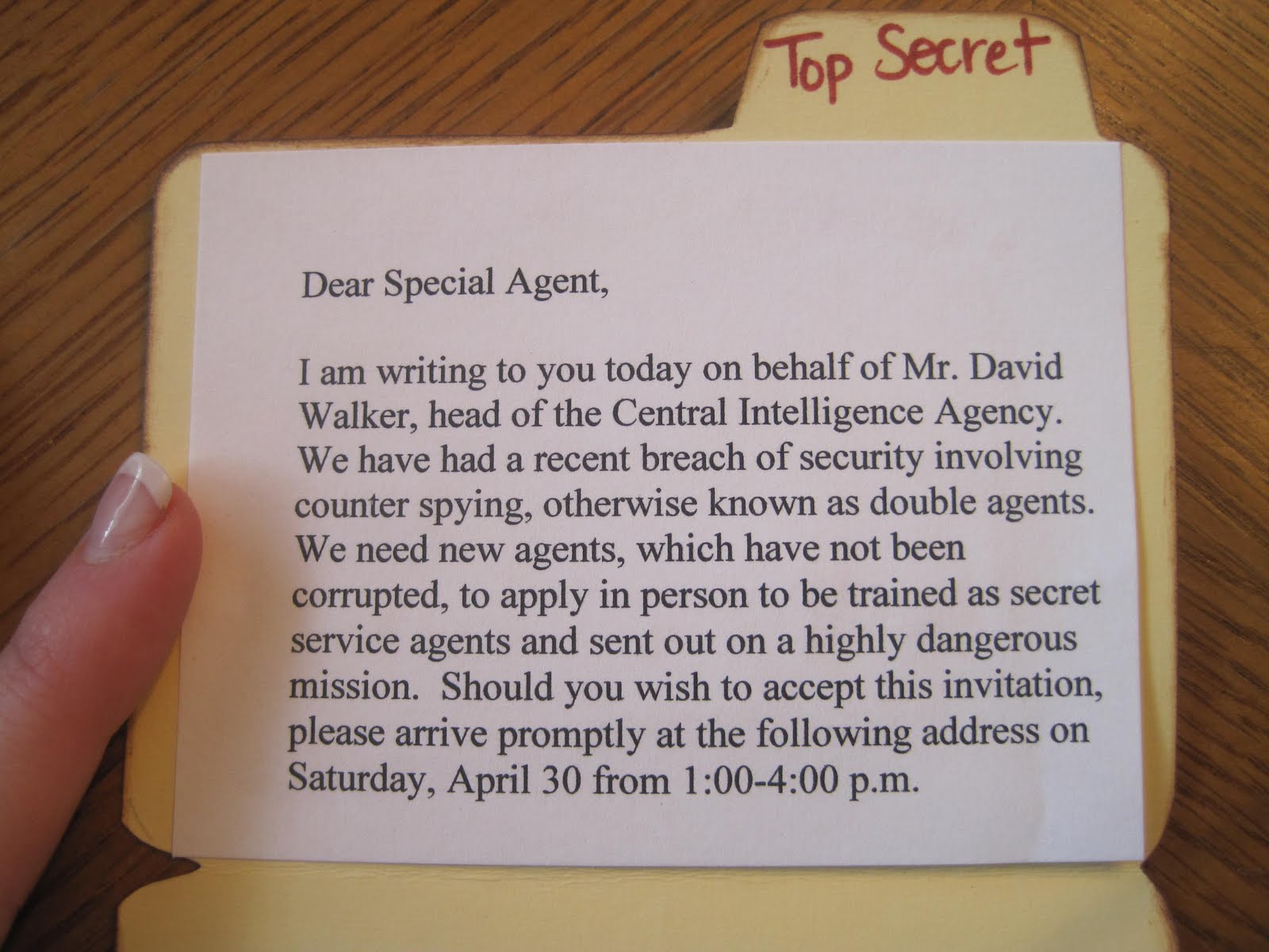 scrapping-at-the-mccalley-house-spy-party-invitation