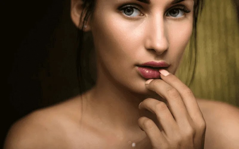 أفضل ماسكات تنظيف البشرة الطبيعية والتخلص من الجلد الميت في المنزل