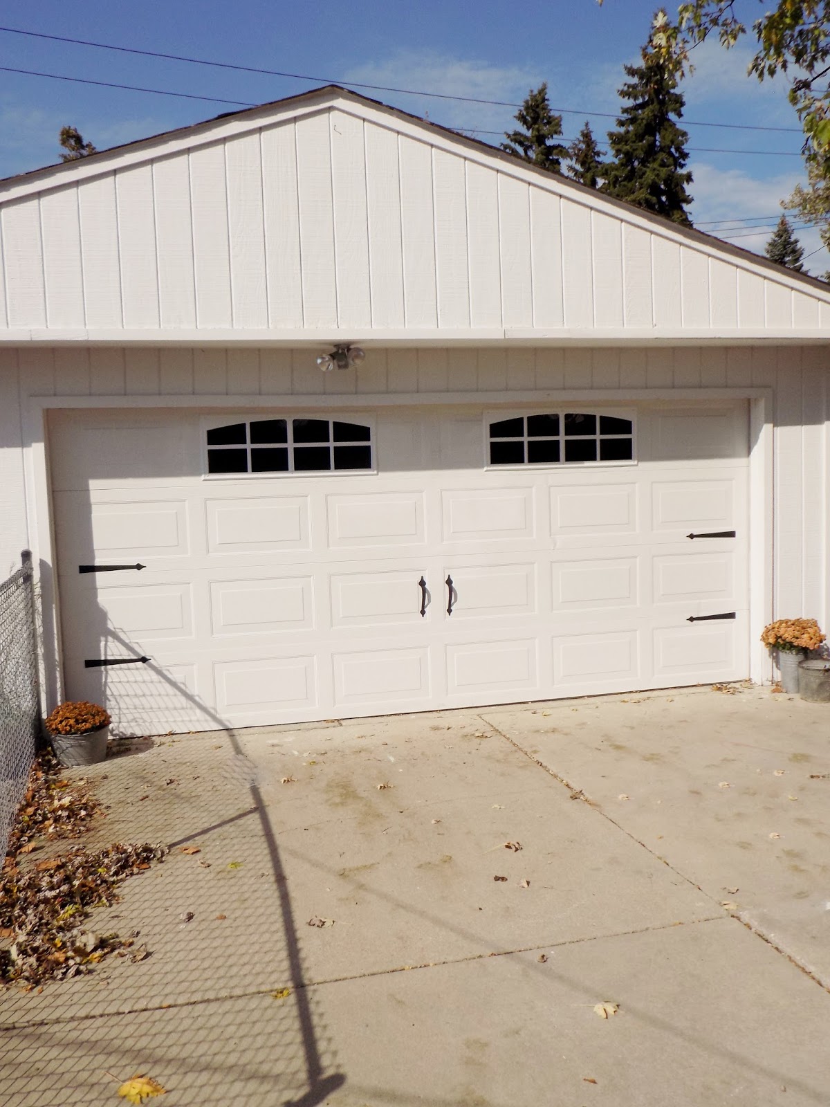 The Quaint Sanctuary: { Simple & Instant Garage Door Update! }