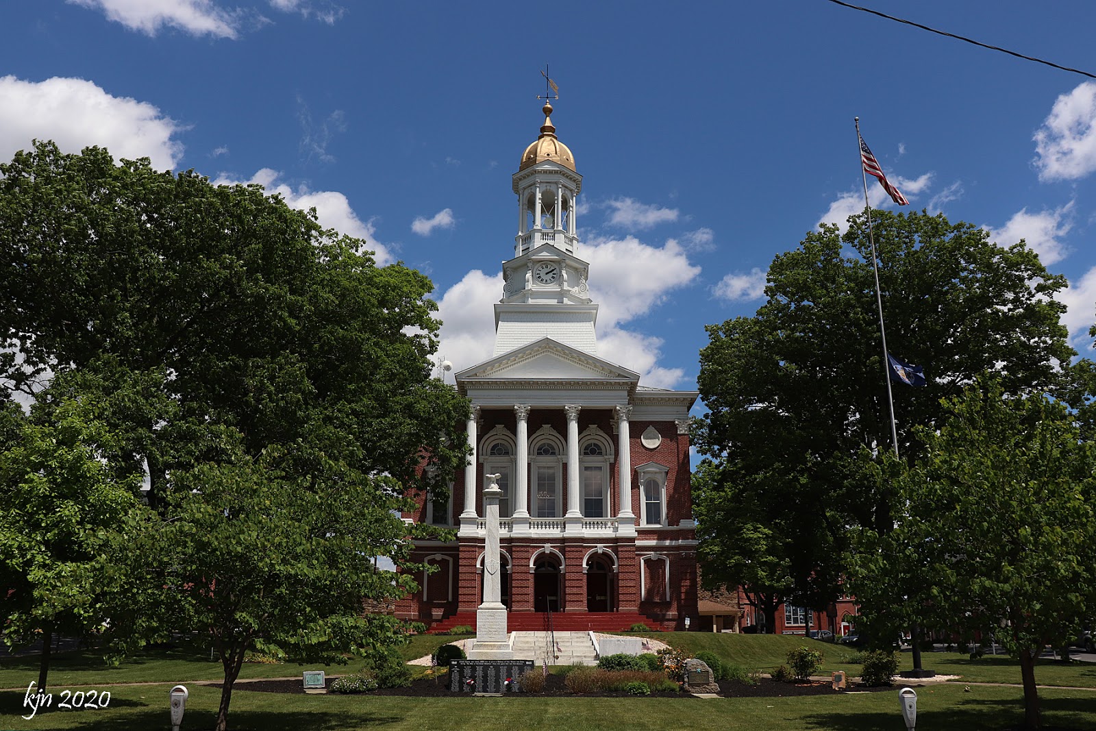 The Outskirts of Suburbia: Juniata County Courthouse