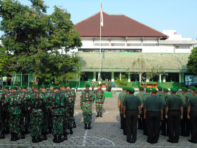 KodimKaranganyar - Wujud Cinta Kita Kepada Tanah Air, Kodim 0727 Karanganyar Gelar Upacara Bendera