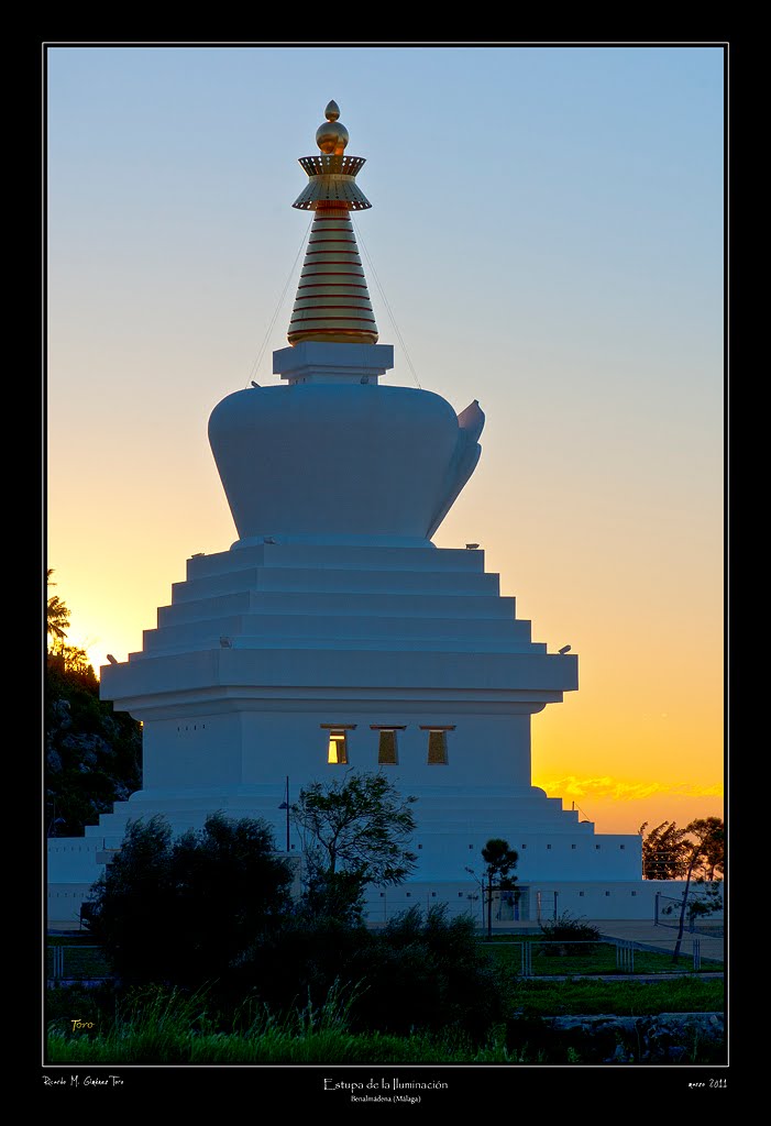 Málaga fotos Estupa de la Iluminación