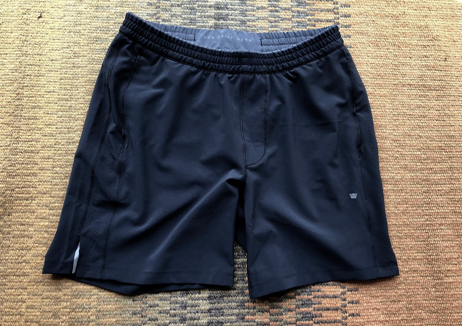 Road Trail Run: Mack Weldon Stratus Active Short and AIRKNITx T Review ...