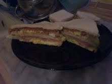 un mega club sandwich