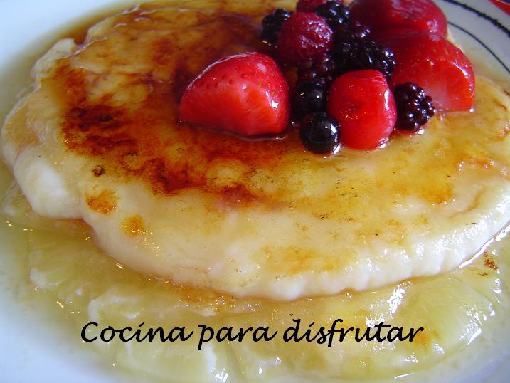 carpaccio de piña con crema cremada al whisky