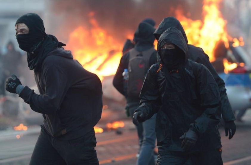 Adenauer Die Lage War Noch Nie So Ernst n0by: Die Lage war noch nie so ernst.