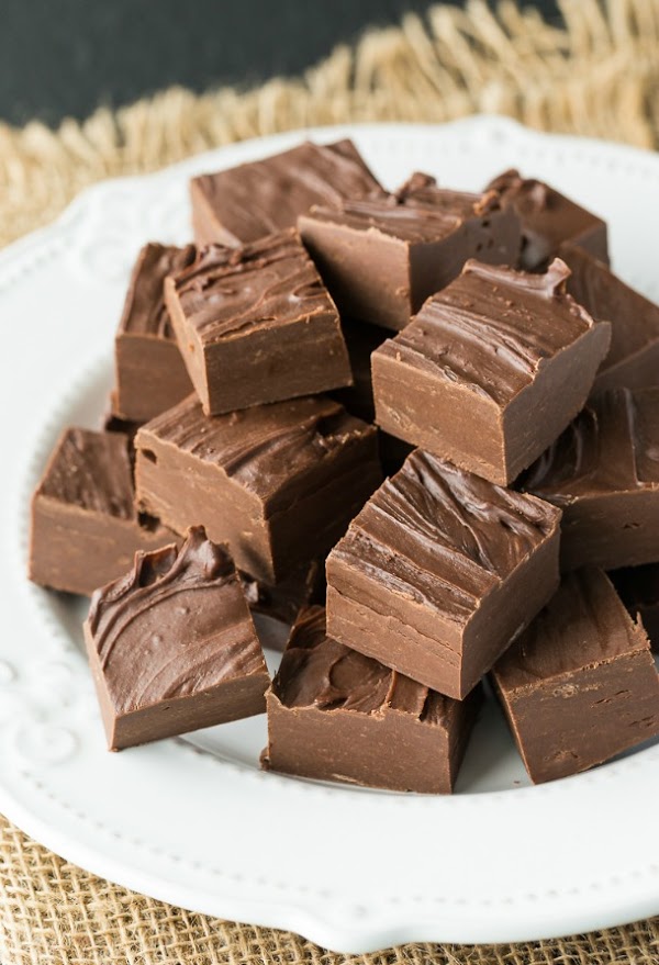 Easiest Ever Two-Ingredient Chocolate Fudge Recipe Easiest Ever Two-Ingredient Chocolate Fudge Recipe