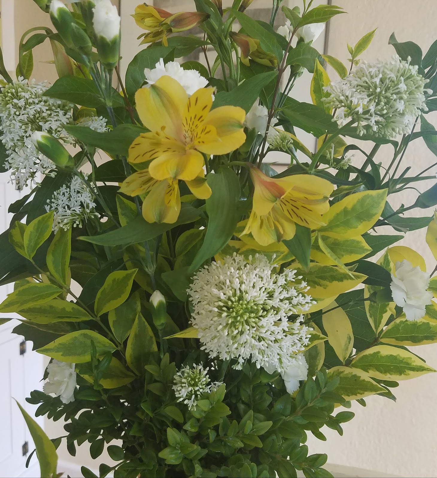 Corpus Christi Altar Flowers