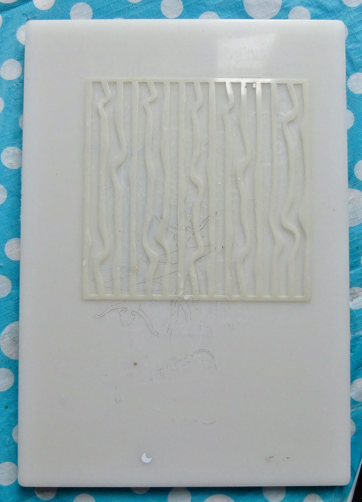 How to emboss with stencil masks using the XPress Life in a Snapshot