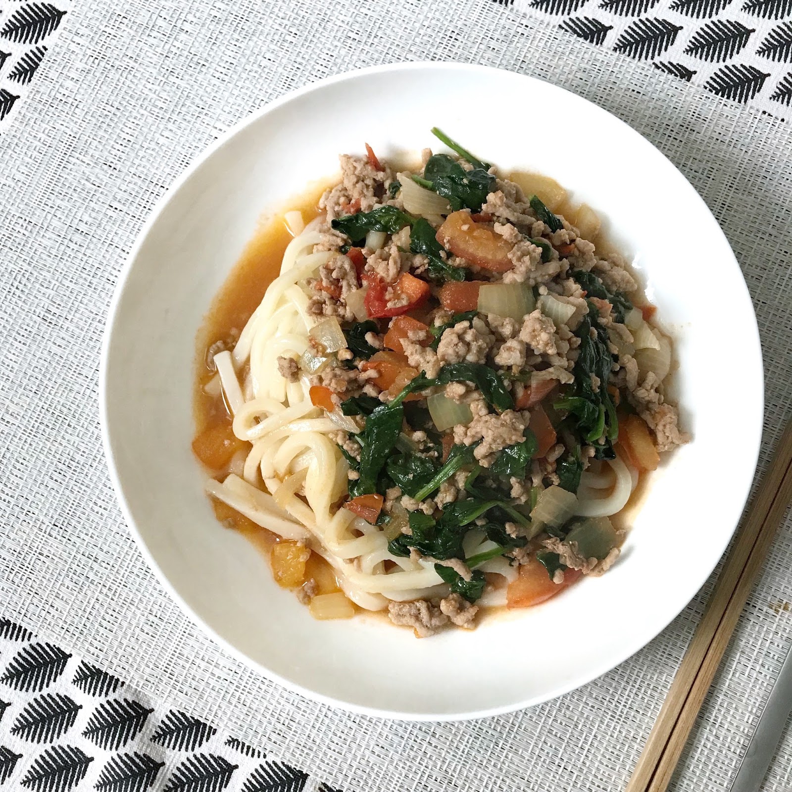 Chinese Tomato Pork Mince with Veg / LUCY LOVES TO EAT
