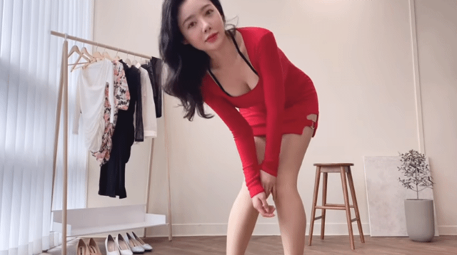 은근히 섹시한 룩북 - 디쁠