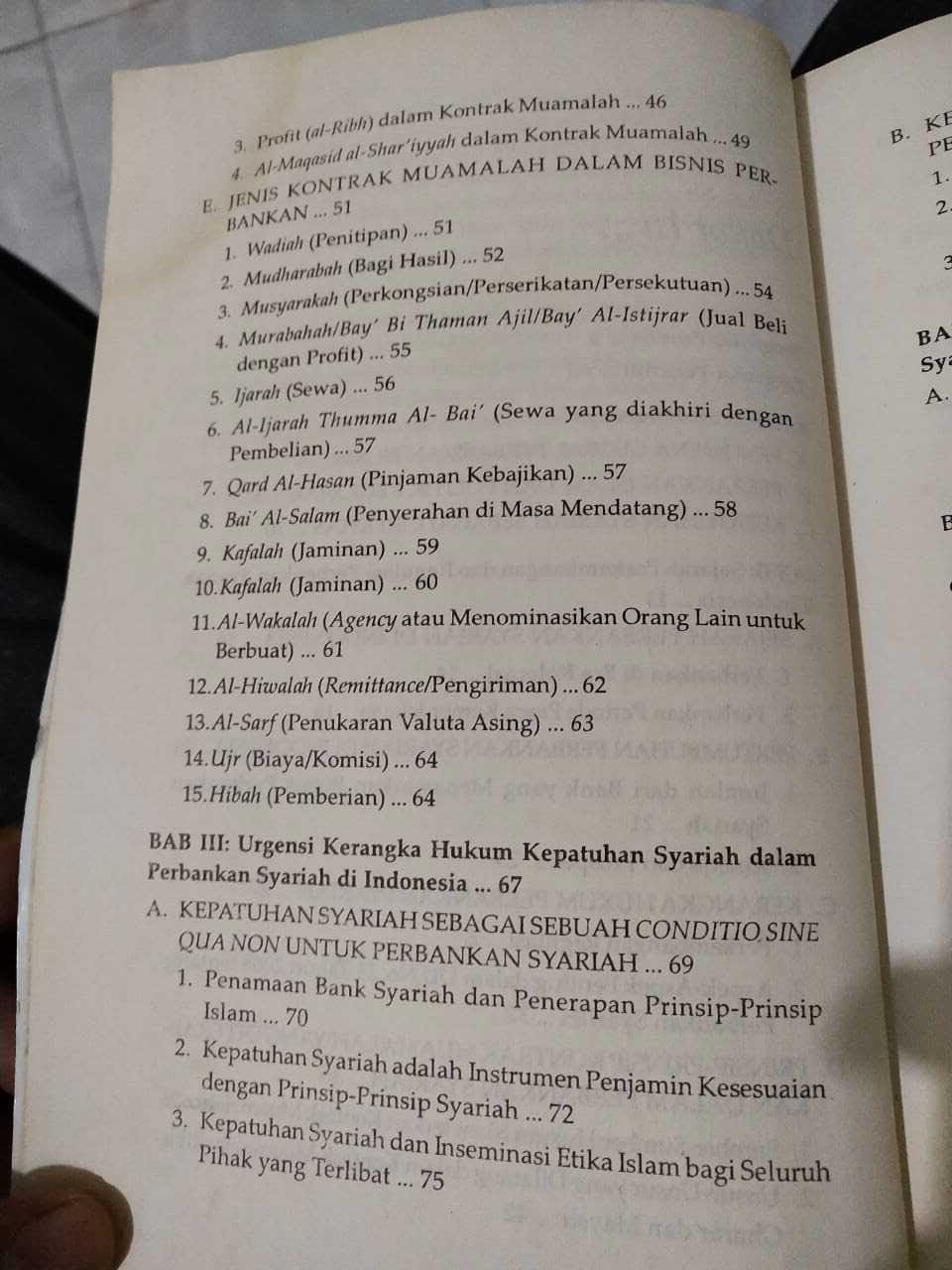 Resensi Buku: Hukum Perbankan Syariah; Regulasi, Implementasi, dan Formulasi Kepatuhannya terhadap Prinsip-Prinsip Islam - Haky's Blog