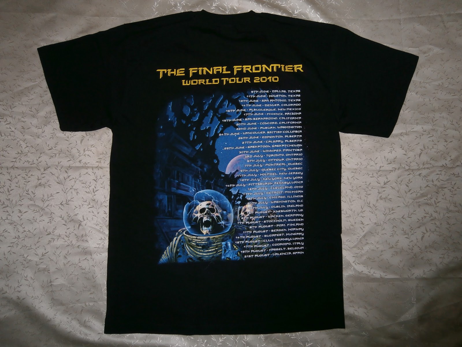 Koleksi Biasa: New T-shirt Iron Maiden Final Frontier Tour 2010