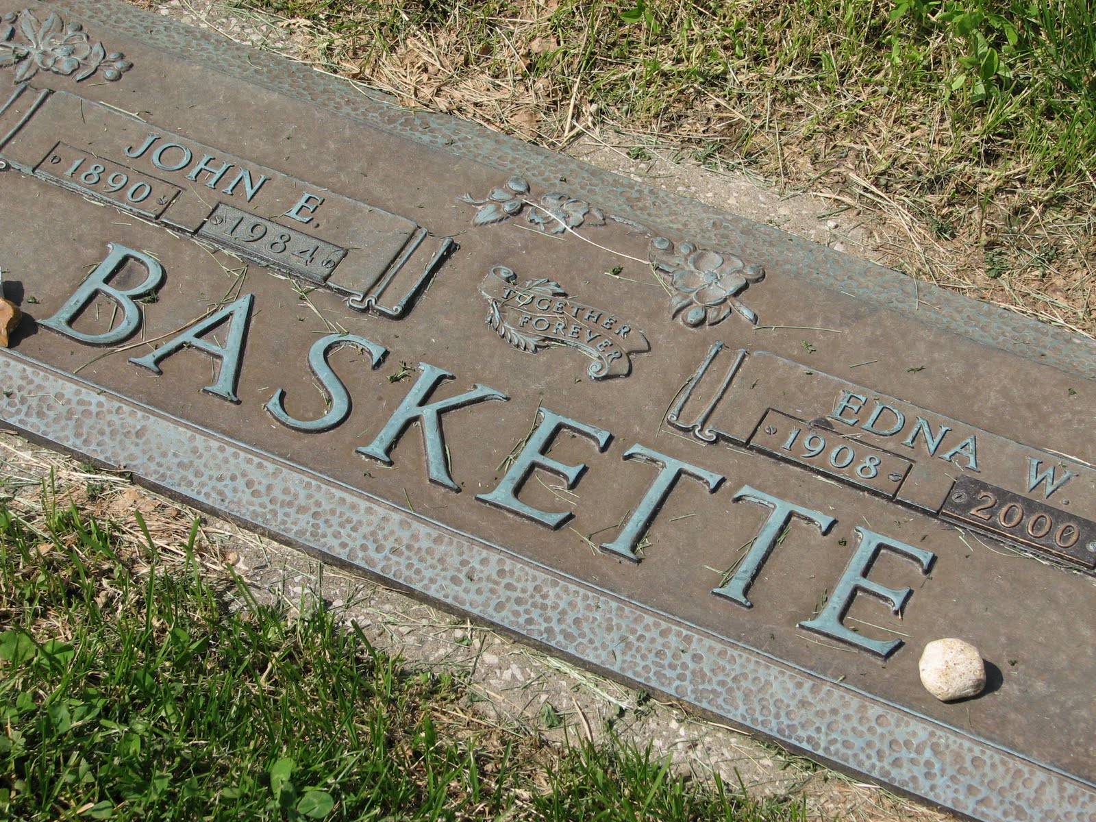 Pebbles on the Grave The Archive Just Call Me Chaviva