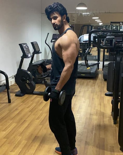 Akshat Jindal (Guddan Tumse Na Ho Payega) Real Name, Biography, Wife, Instagram, Movies, Serials and more updates in 2020.