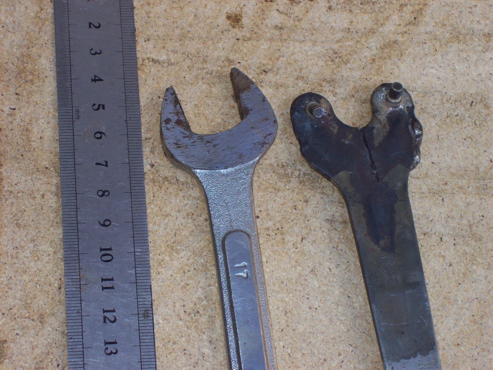 Des' projects or "Musings from the Shed" some homemade tools pin