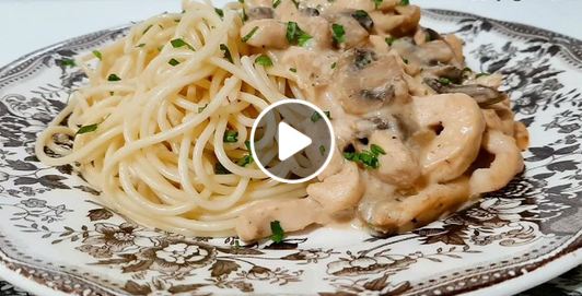 مكرونة وايت صوص بدون كريمة مرقة