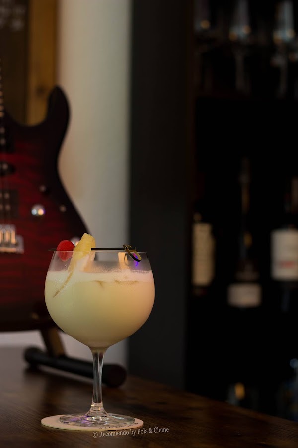 Receta de Piña Colada en Coctelera www.recomiendoblog.com