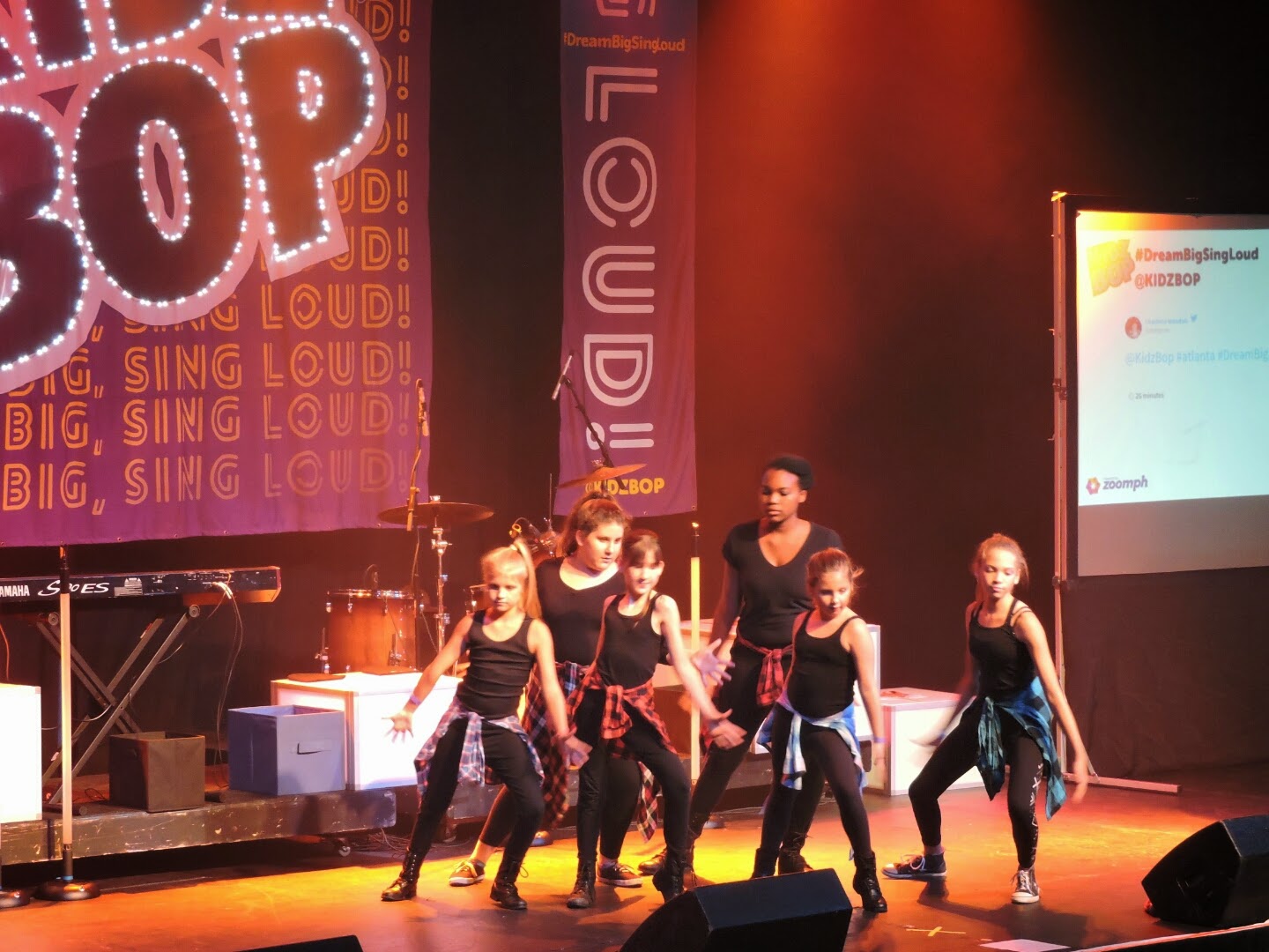 Kidz Bop Kids Concert Recap Review #DreamBigSingLoud via www.productreviewmom.com