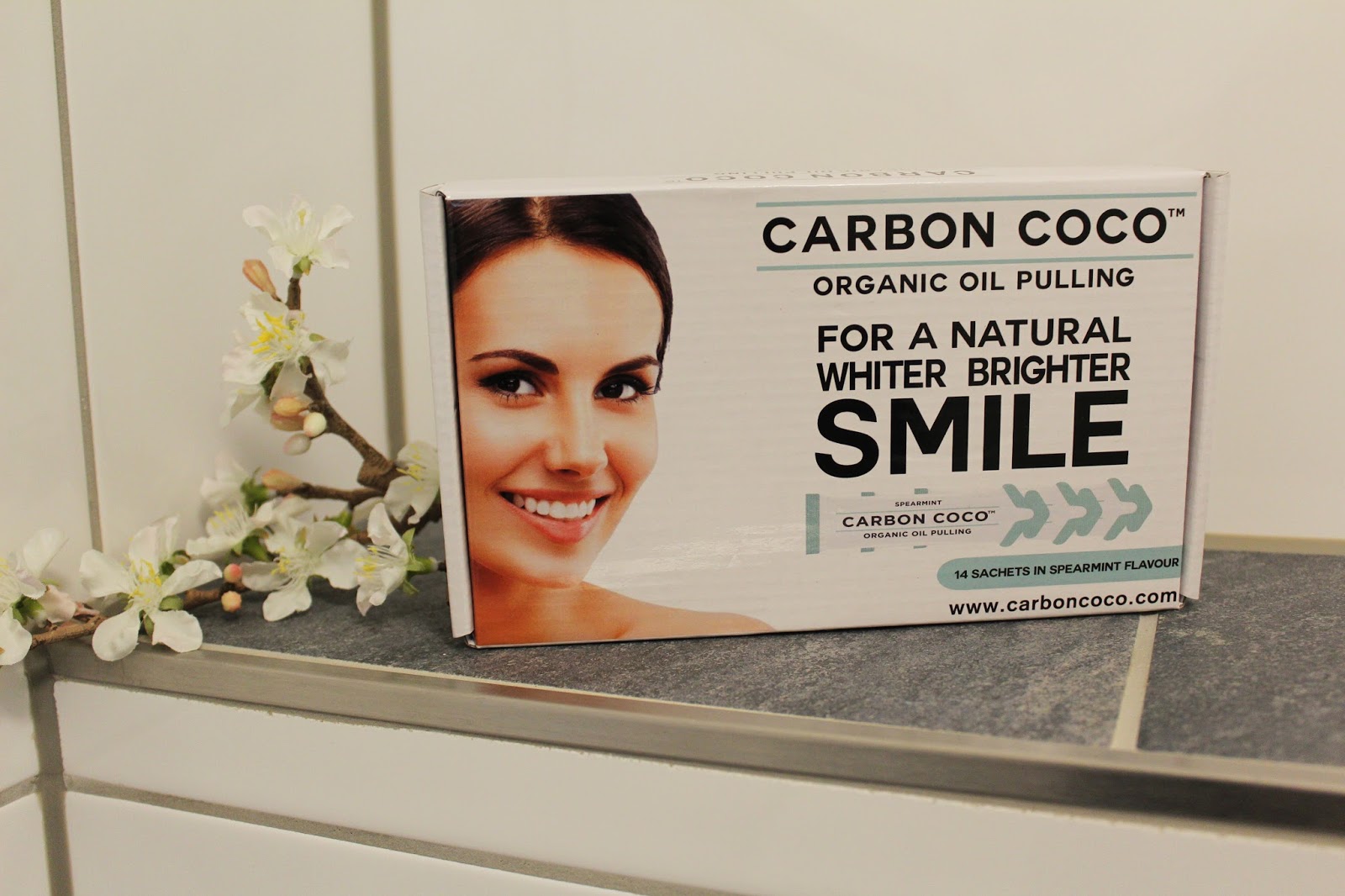 A Smile Is The Prettiest Thing You Can Wear Felinenanin