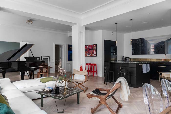 Tyylikkäitä koteja ja tiloja