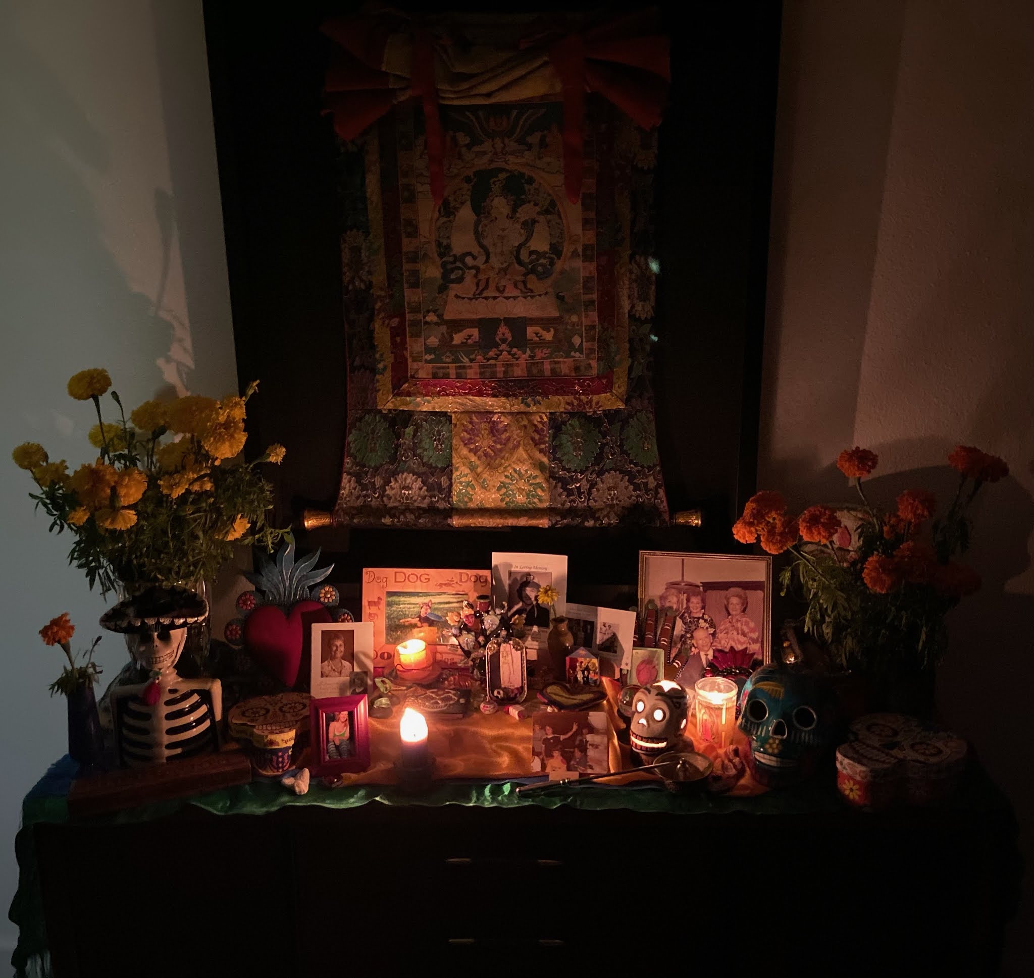 Dr. Preston's American Literature 20202021 say hello to my little ofrenda