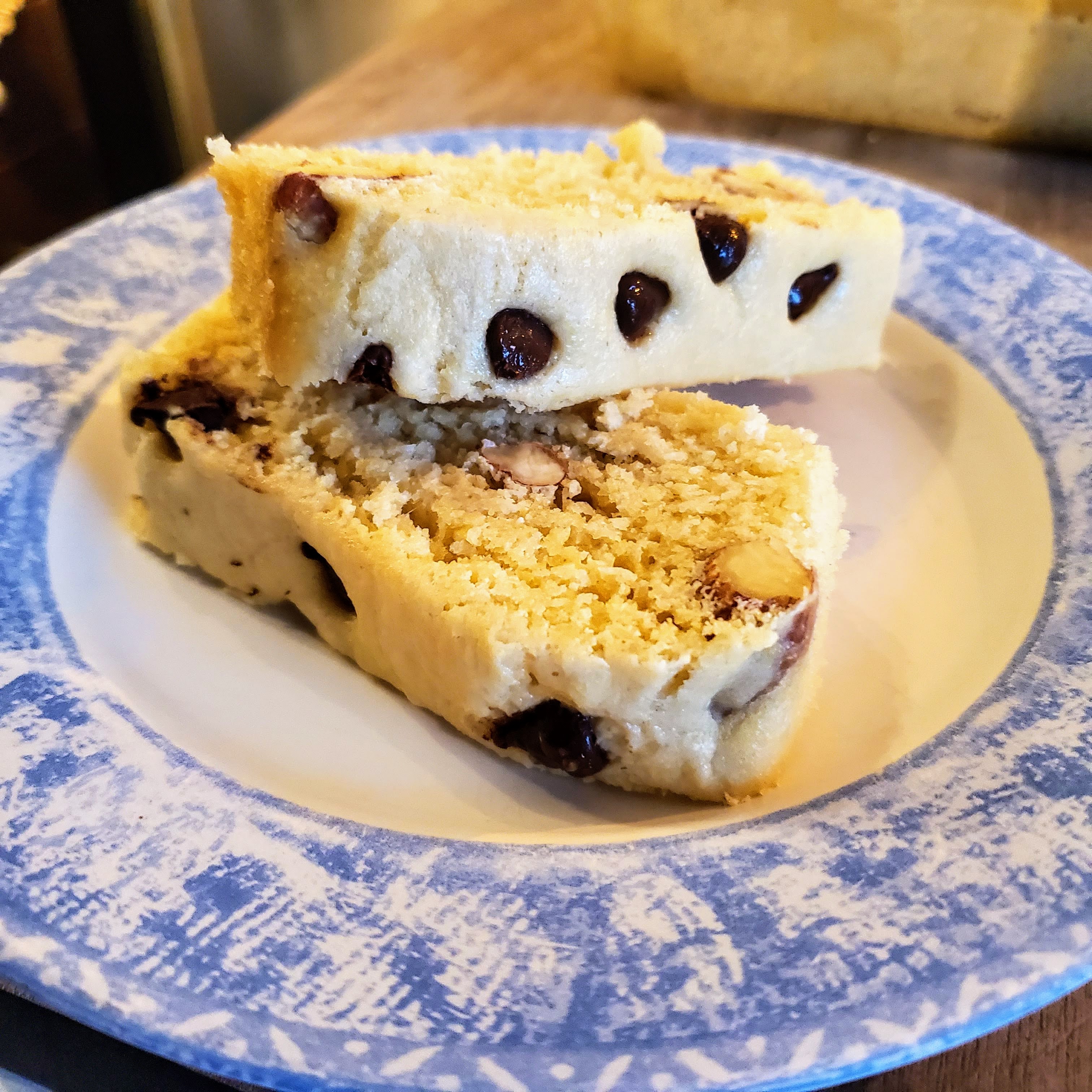 Corn meal cake with chocolate chip (version 2)