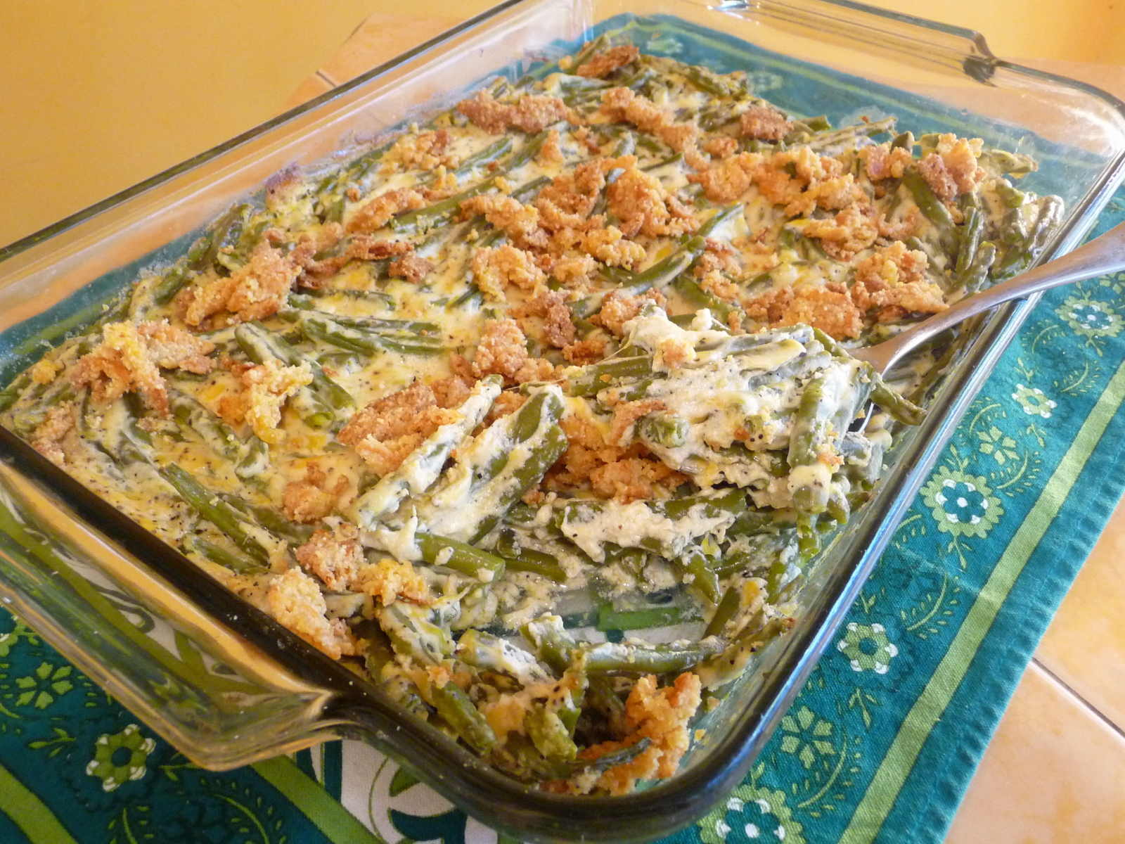 SOUR CREAM GREEN BEAN CASSEROLE