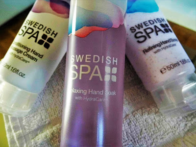 oriflame-swedish-spa-beautifying-hand-set-with-hydracare-review