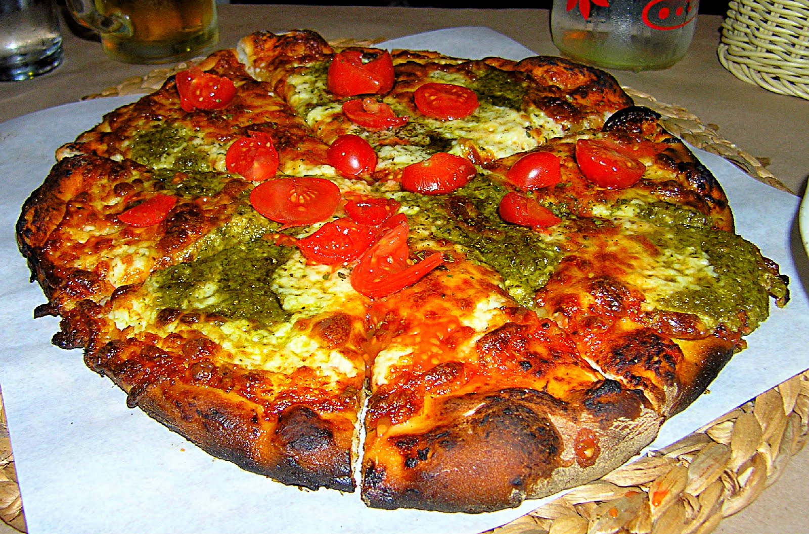 Best pizza in Athens? Check!! / Η καλύτερη πίτσα στην Αθήνα!! Athens
