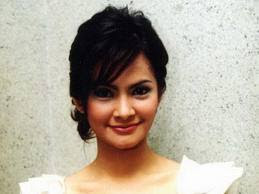 Profil dan Foto Cut Tari ~ INFO KLIK