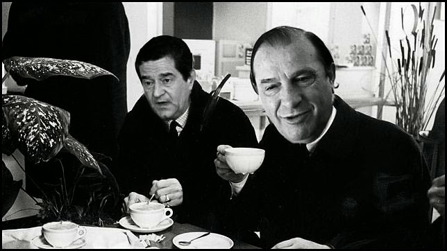 Vicente Martínez Pujalte y Mario Armero tomando café