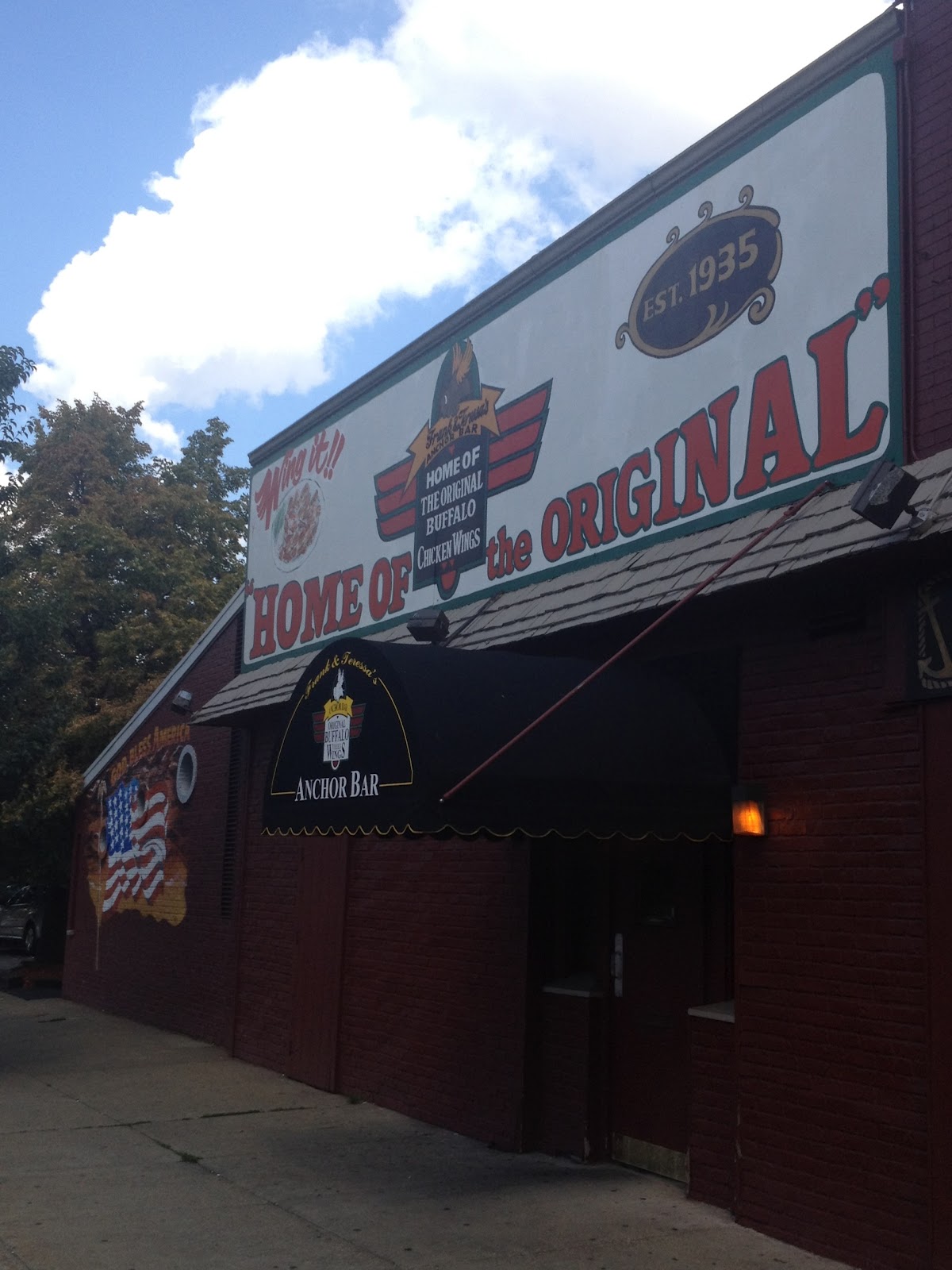 180 OUT Original Buffalo Wings, Anchor Bar, Buffalo, New Yor