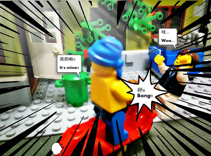 Lego Robbery - He is stealing