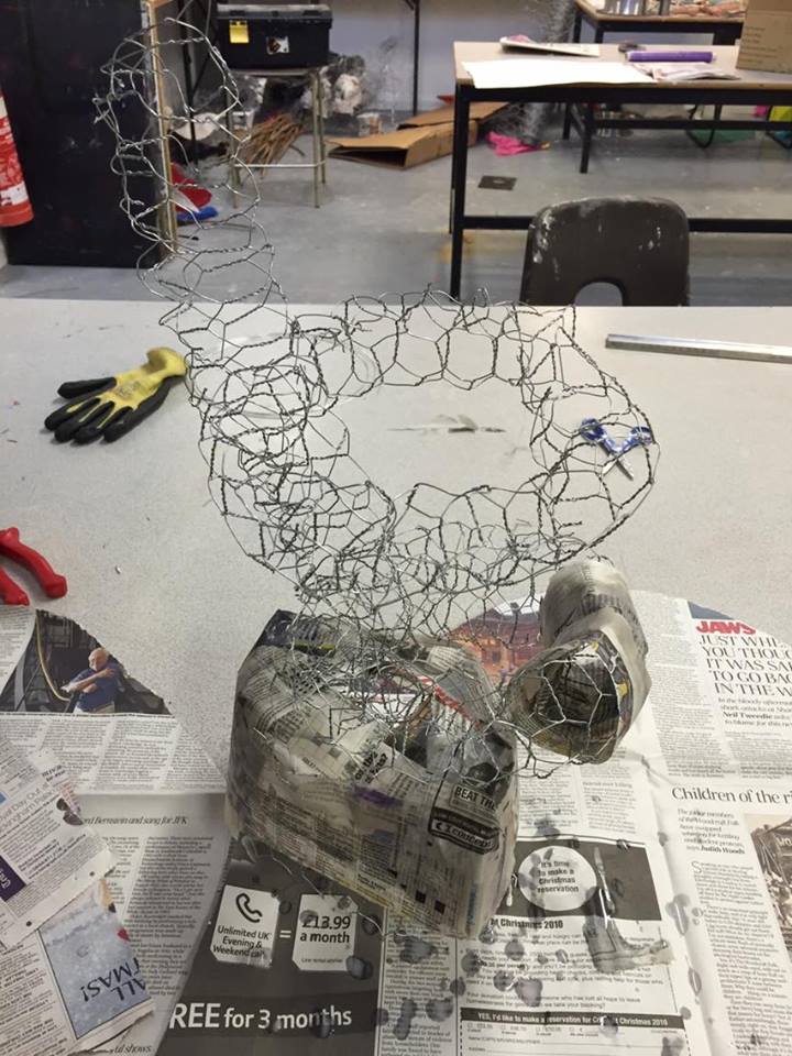 Ew, Ya nasteh Wire and paper mache model