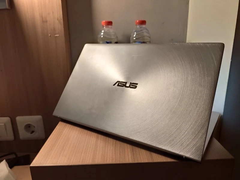 Performa Asus Zenbook 14 UX434FLC