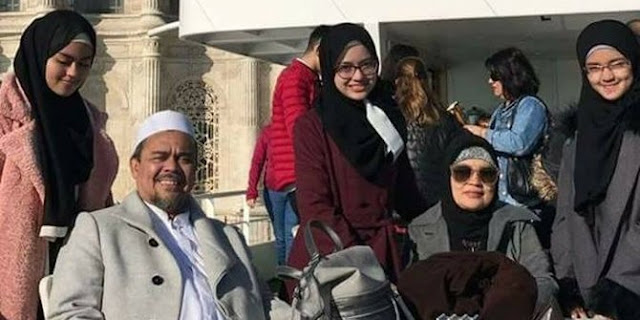 Siapa Irfan Alaydrus Calon Menantu Habib Rizieq, Keturunan Nabi Juga Kah? Siapa Irfan Alaydrus Calon Menantu Habib Rizieq, Keturunan Nabi Juga Kah?