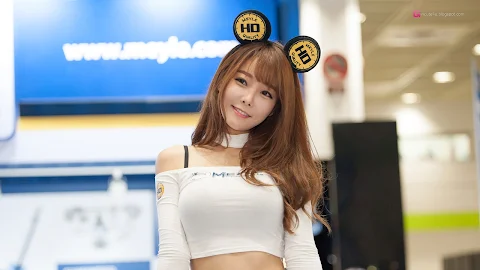 Lee Da Hee – Seoul Auto Salon 2016