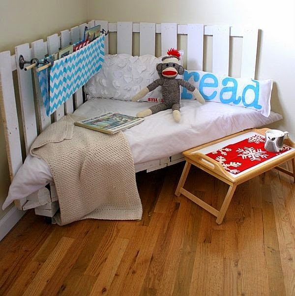 Recycle wooden pallets and turn them into home furnishings