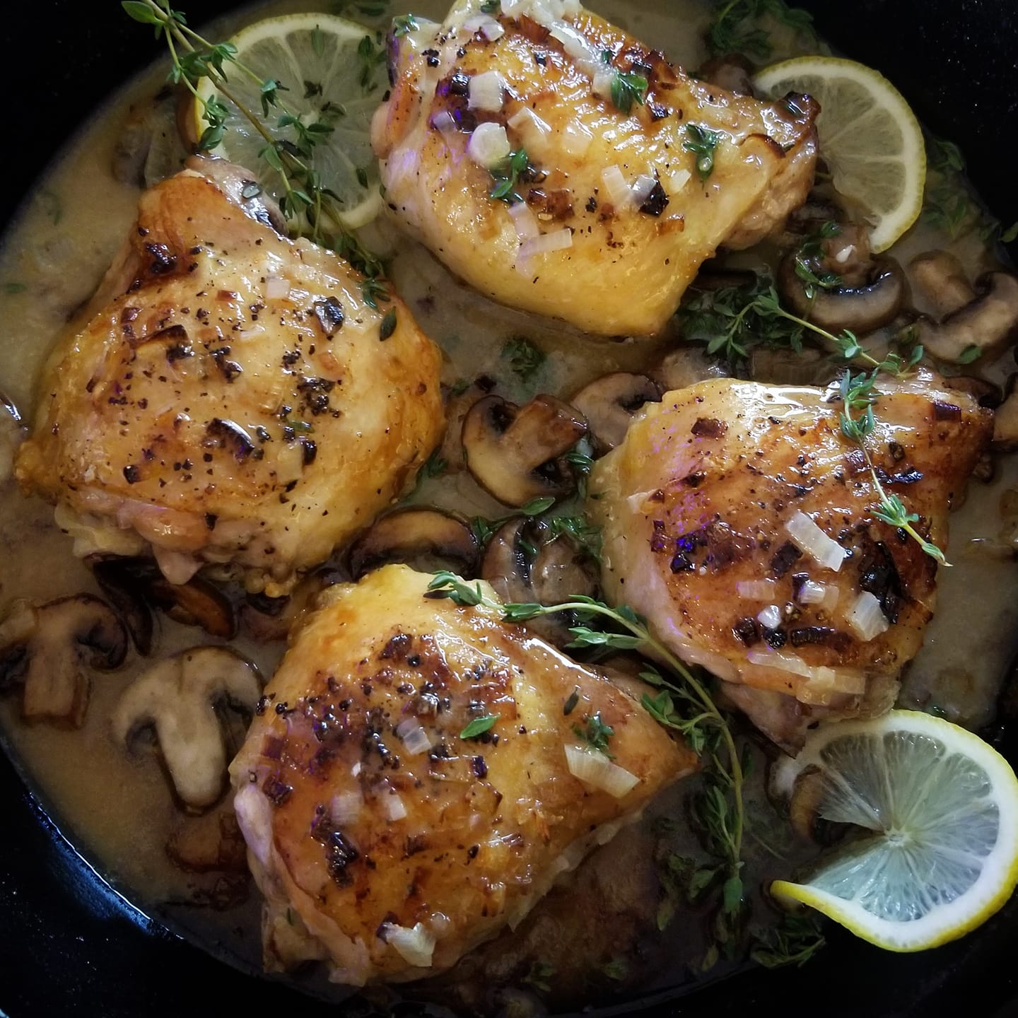 CHICKEN AU CHAMPAGNE