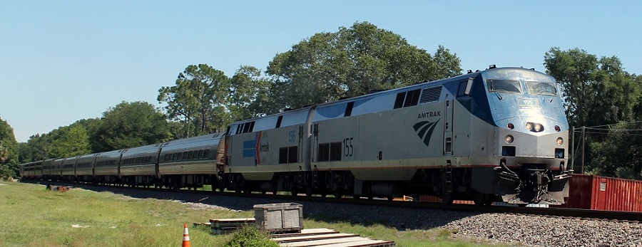 Amtrak a su paso por Satsuma Amtrak a su paso por Satsuma