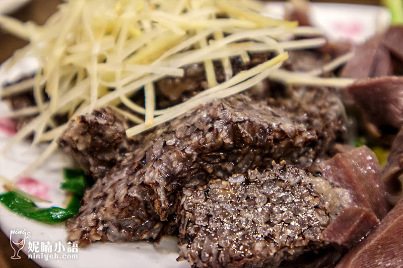 【台南美食】台中鵝肉。生意太好鵝肉來不及賣 【台南美食】台中鵝肉。生意太好鵝肉來不及賣