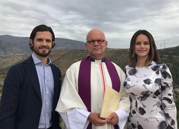 Prince Carl Philip and Princess Sofia Hellqvist in Costa del Sol in Spain for autumn holiday. Prince Alexander