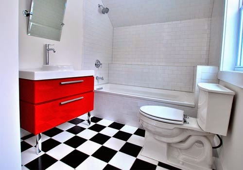Red Bathroom Decoration