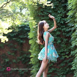 Jo In Young Outdoor Foto 9
