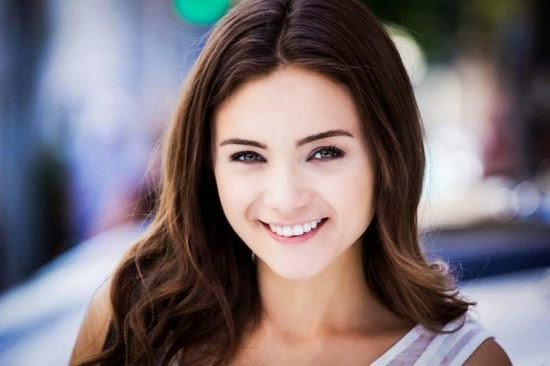صور داملا سونمز damla Sonmez بطلة مسلسل حكاية حب ومسلسل حرب الورود صور جيهان بطلة المسلسل التركى حكاية حب