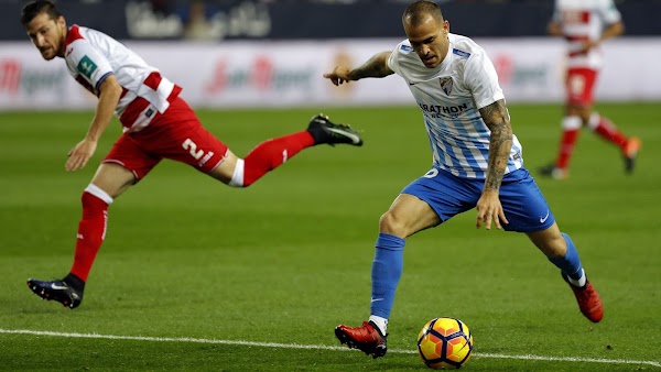 Un Málaga muy superior empata ante el Granada (1-1)