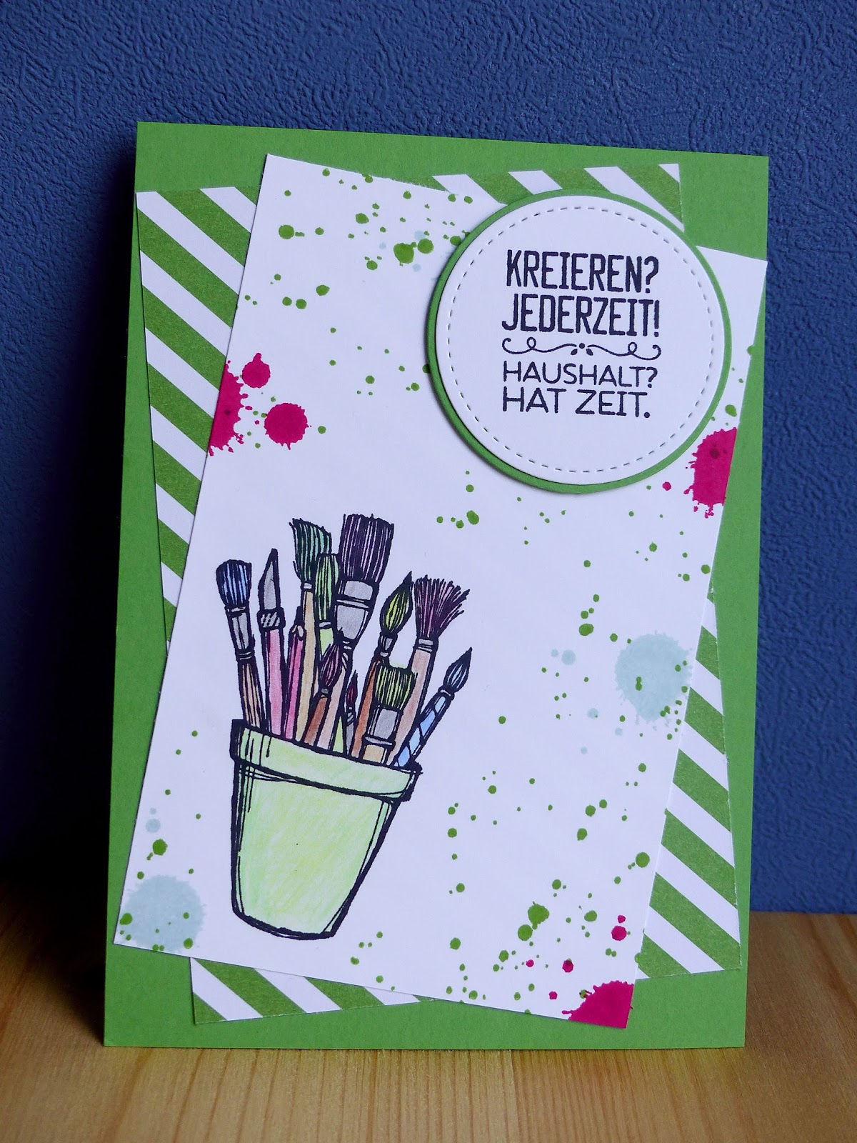 Kreativ mit Juliana: Karte "Kreieren? Jederzeit!" Kreativ mit Juliana: Karte "Kreieren? Jederzeit!"