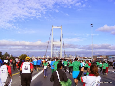 Approaching The Bosphorus Bridge, Istanbul Marathon 2013